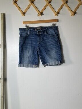 ARIZONA JEANS JUNIORS JEAN SHORTS SIZE 9